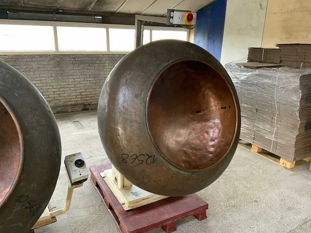 1969 walter brucks koperen ketel drageermachine - afbeelding 8 van  14