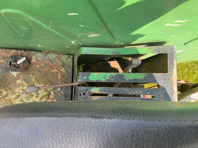 1970 deutz d8006 tweewielaangedreven landbouwtractor - afbeelding 18 van  31