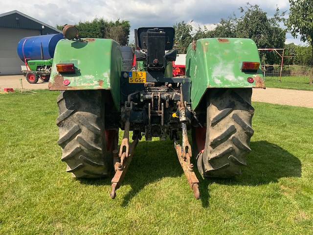 1970 deutz d8006 tweewielaangedreven landbouwtractor - afbeelding 28 van  31