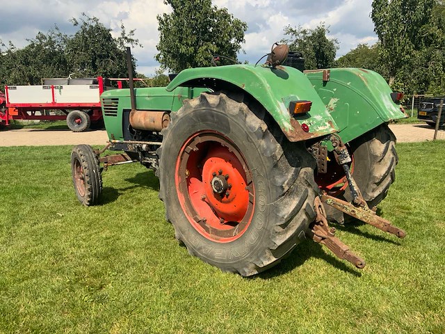 1970 deutz d8006 tweewielaangedreven landbouwtractor - afbeelding 29 van  31