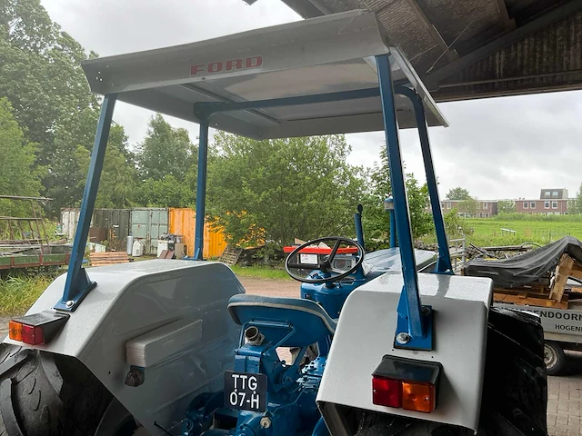 1970 ford 5095 vierwielaangedreven landbouwtractor - afbeelding 19 van  45