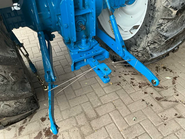1970 ford 5095 vierwielaangedreven landbouwtractor - afbeelding 25 van  45