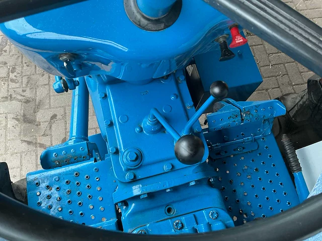 1970 ford 5095 vierwielaangedreven landbouwtractor - afbeelding 31 van  45