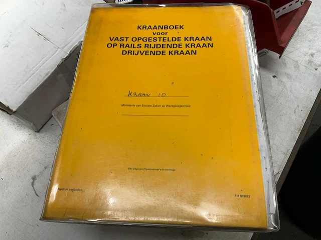 1970 v.d. bergh enkelligger onderhang halkraan 2t - afbeelding 13 van  20