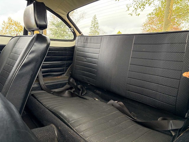 1970 volkswagen karmann ghia oldtimer - afbeelding 5 van  30