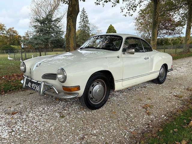 1970 volkswagen karmann ghia oldtimer - afbeelding 1 van  30