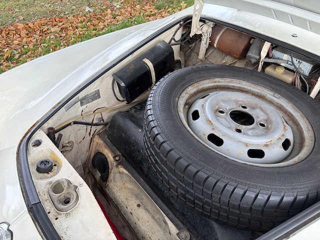 1970 volkswagen karmann ghia oldtimer - afbeelding 15 van  30