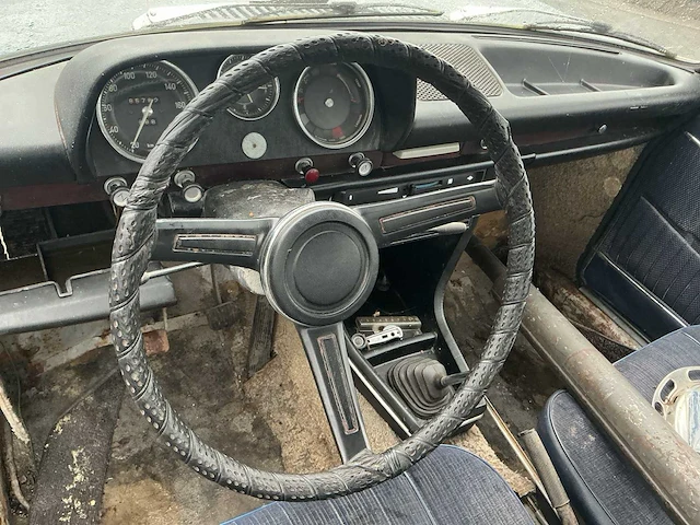 1971 - bmw - 2000 - personenauto - afbeelding 2 van  11