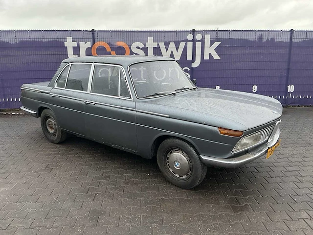 1971 - bmw - 2000 - personenauto - afbeelding 4 van  11