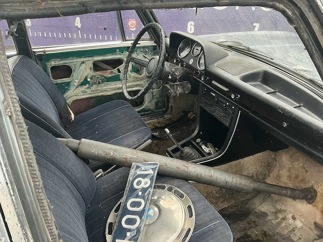 1971 - bmw - 2000 - personenauto - afbeelding 8 van  11