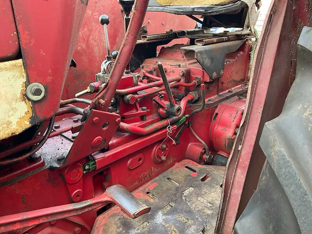 1971 international 453 oldtimer tractor - afbeelding 26 van  31