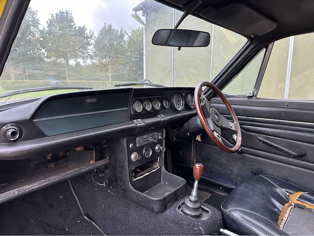 1971 isuzu bellet gt pr95 oldtimer - afbeelding 19 van  35