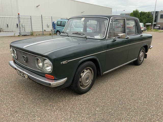 1971 lancia fulvia 2nd series oldtimer - afbeelding 1 van  25
