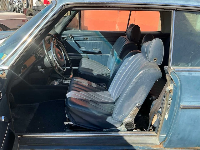1971 mercedes-benz 250s personenauto - afbeelding 3 van  32