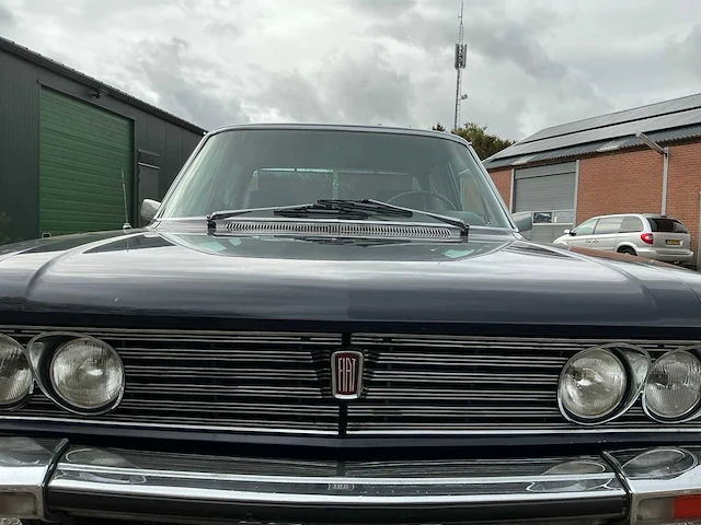 1972 fiat 130b sedan oldtimer - afbeelding 8 van  63