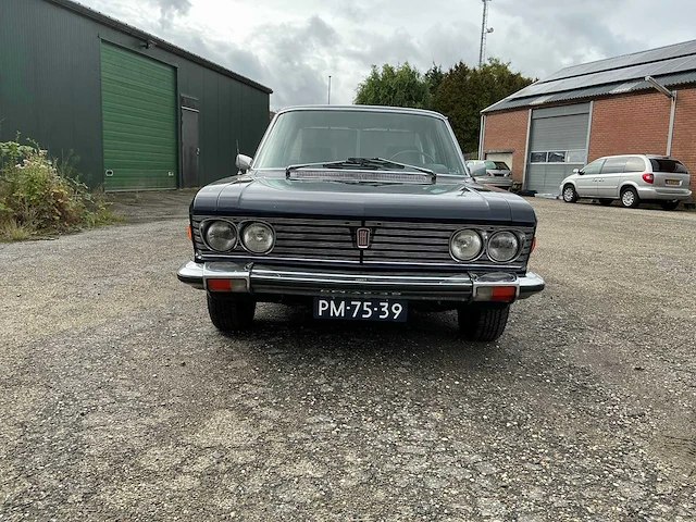 1972 fiat 130b sedan oldtimer - afbeelding 12 van  63