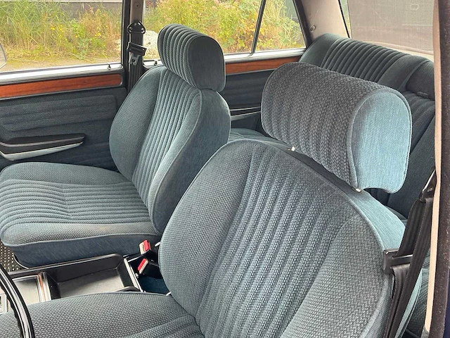1972 fiat 130b sedan oldtimer - afbeelding 32 van  63