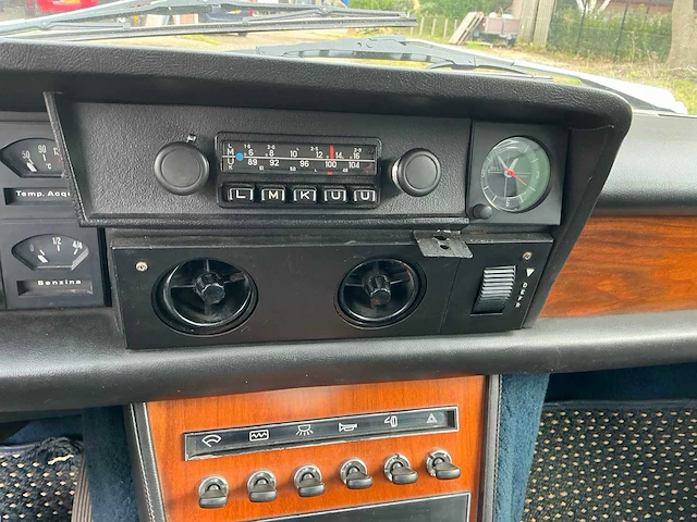 1972 fiat 130b sedan oldtimer - afbeelding 40 van  63