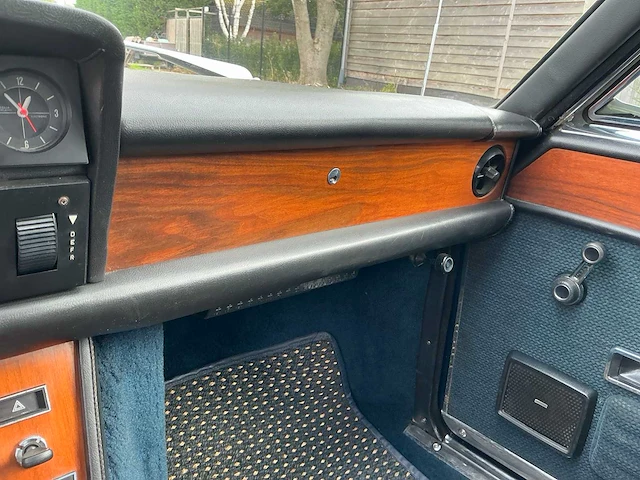 1972 fiat 130b sedan oldtimer - afbeelding 42 van  63