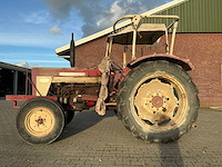 1972 international 724 tweewielaangedreven landbouwtractor - afbeelding 12 van  31