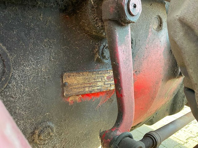 1972 international 724 tweewielaangedreven landbouwtractor - afbeelding 25 van  31