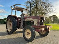 1972 international 724 tweewielaangedreven landbouwtractor - afbeelding 29 van  31