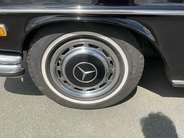 1972 mercedes-benz 300sel oldtimer - afbeelding 14 van  26