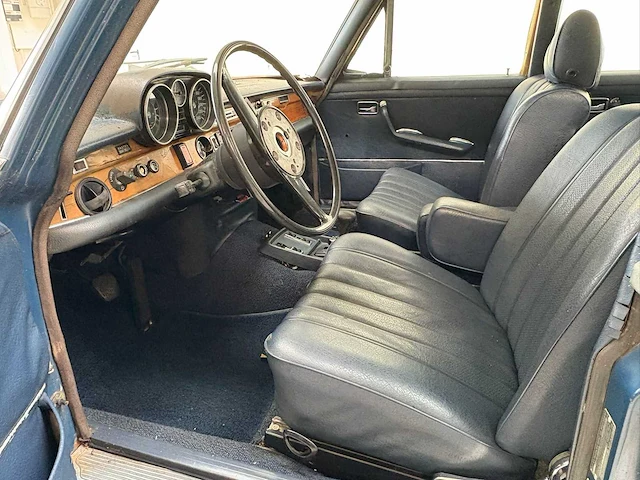 1973 mercedes-benz 280se oldtimer personenauto - afbeelding 20 van  36