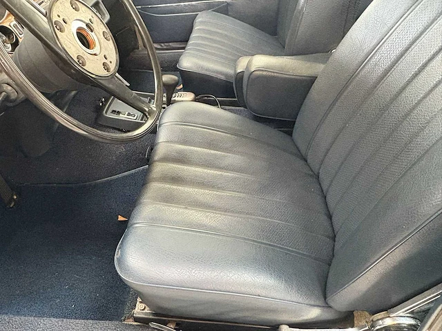 1973 mercedes-benz 280se oldtimer personenauto - afbeelding 21 van  36