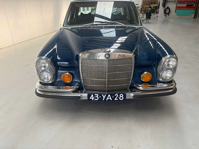 1973 mercedes-benz 280se oldtimer personenauto - afbeelding 25 van  36