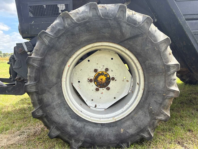 1973 mercedes-benz mb trac 700 vierwielaangedreven landbouwtractor - afbeelding 26 van  61