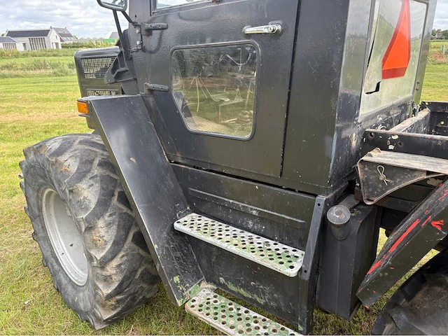 1973 mercedes-benz mb trac 700 vierwielaangedreven landbouwtractor - afbeelding 43 van  61