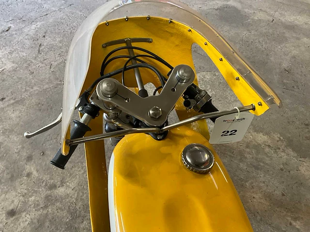 1974 bultaco 240 250cc racer - afbeelding 9 van  18