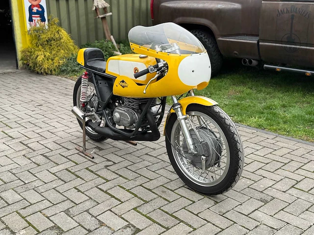 1974 bultaco 240 250cc racer - afbeelding 16 van  18