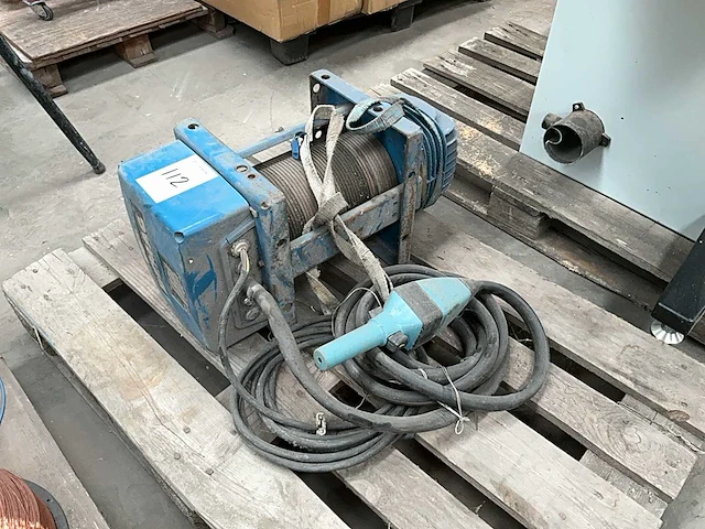 1974 demag kabeltakel - afbeelding 1 van  5