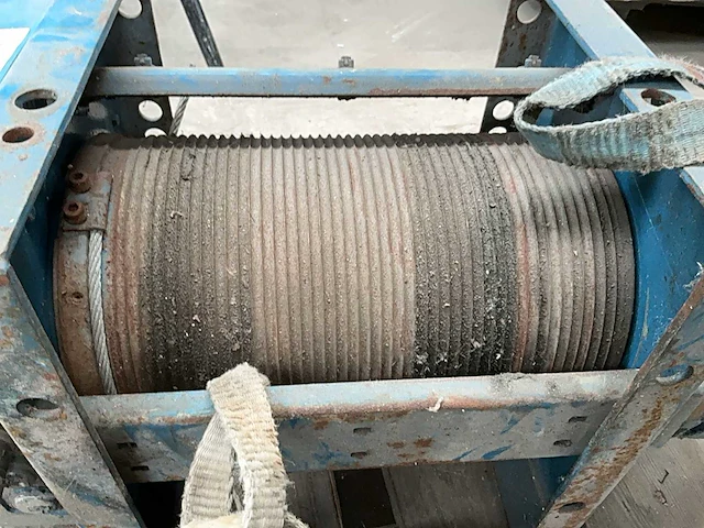 1974 demag kabeltakel - afbeelding 5 van  5