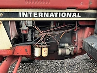 1974 international 644 tweewielaangedreven landbouwtractor - afbeelding 6 van  36