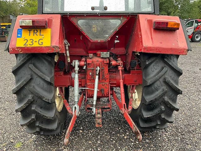 1974 international 644 tweewielaangedreven landbouwtractor - afbeelding 9 van  36