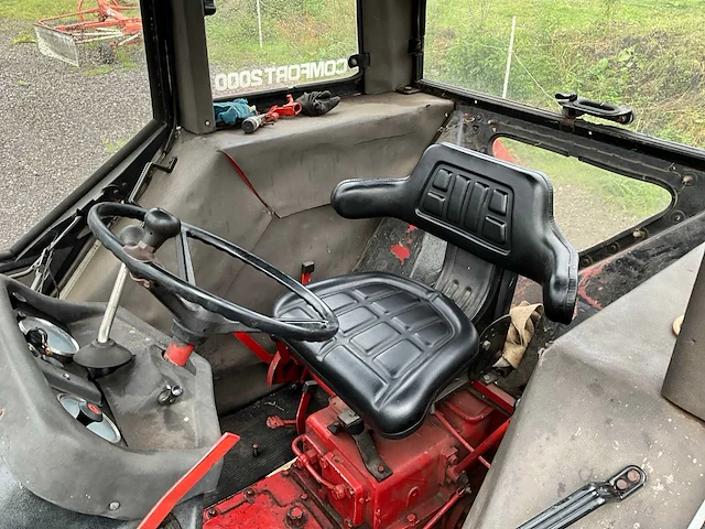 1974 international 644 tweewielaangedreven landbouwtractor - afbeelding 21 van  36