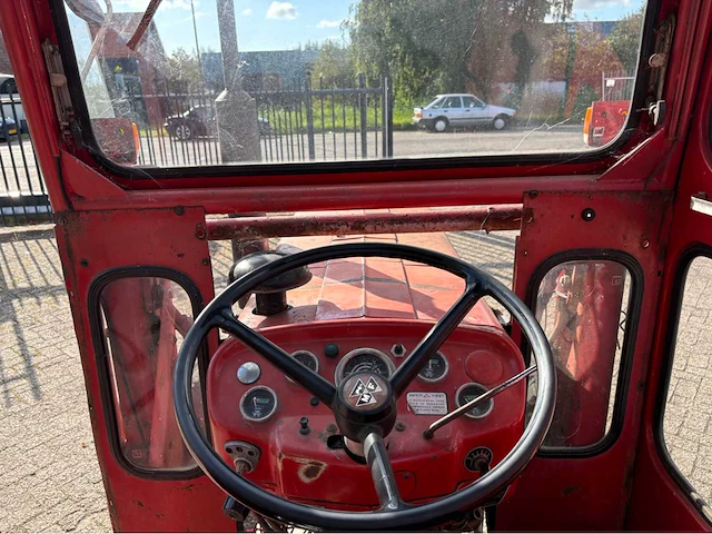 1974 massey ferguson 155 tweewielaangedreven landbouwtractor - afbeelding 4 van  58