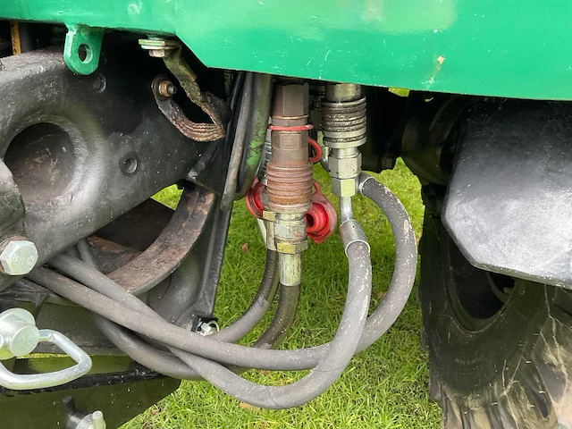1974 mercedes-benz unimog 406 vierwielaangedreven landbouwtractor - afbeelding 27 van  40