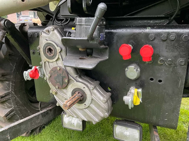 1974 mercedes-benz unimog 406 vierwielaangedreven landbouwtractor - afbeelding 30 van  40