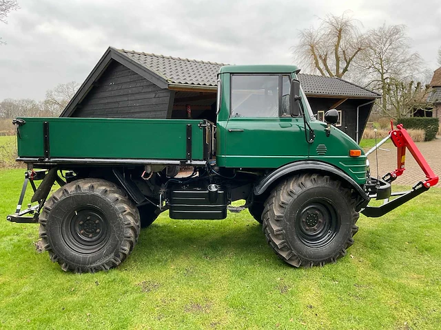 1974 mercedes-benz unimog 406 vierwielaangedreven landbouwtractor - afbeelding 34 van  40