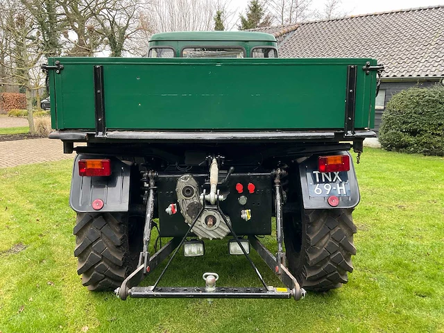1974 mercedes-benz unimog 406 vierwielaangedreven landbouwtractor - afbeelding 37 van  40