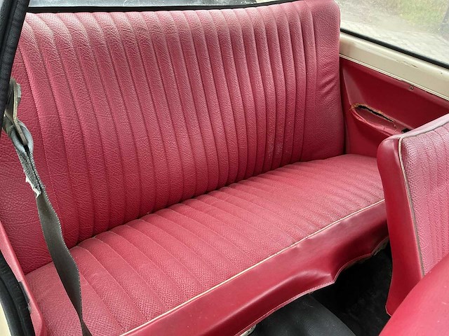 1975 - opel - kadett - 1.1 standard - oldtimer - afbeelding 9 van  11