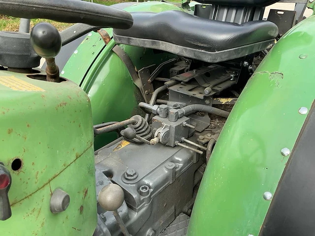 1975 fendt farmer 200v smalspoor- en compacttractor - afbeelding 4 van  33