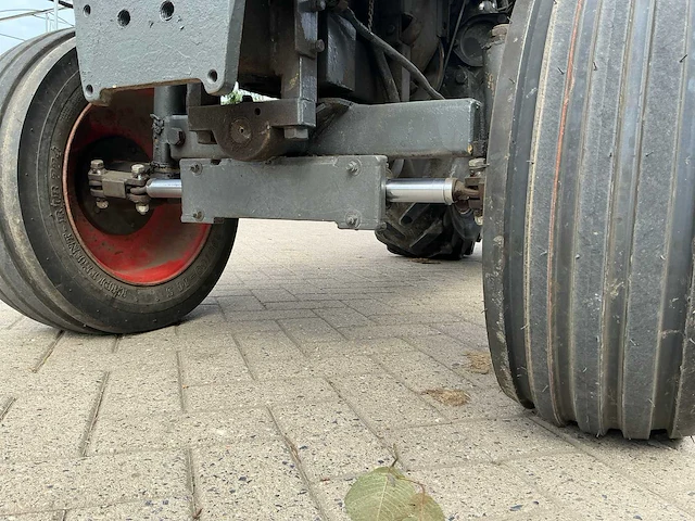1975 fendt farmer 200v smalspoor- en compacttractor - afbeelding 8 van  33