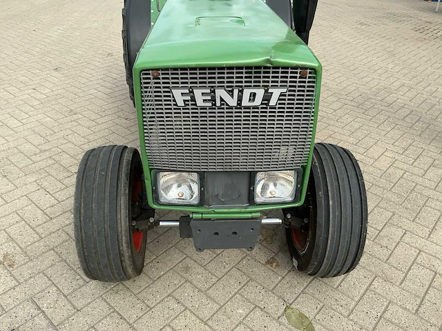 1975 fendt farmer 200v smalspoor- en compacttractor - afbeelding 11 van  33