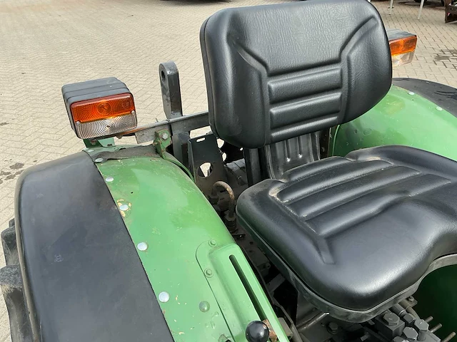 1975 fendt farmer 200v smalspoor- en compacttractor - afbeelding 17 van  33