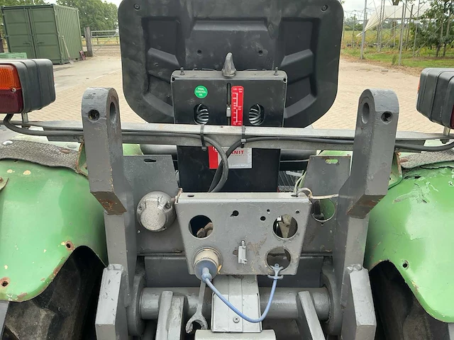 1975 fendt farmer 200v smalspoor- en compacttractor - afbeelding 26 van  33